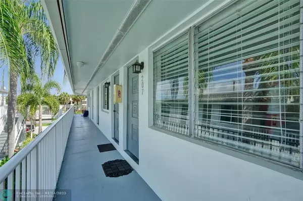 Fort Lauderdale, FL 33308,2050 NE 39th St  ##207