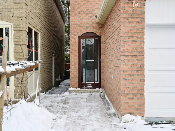 Markham, ON L3S 2L2,43 William Honey CRES