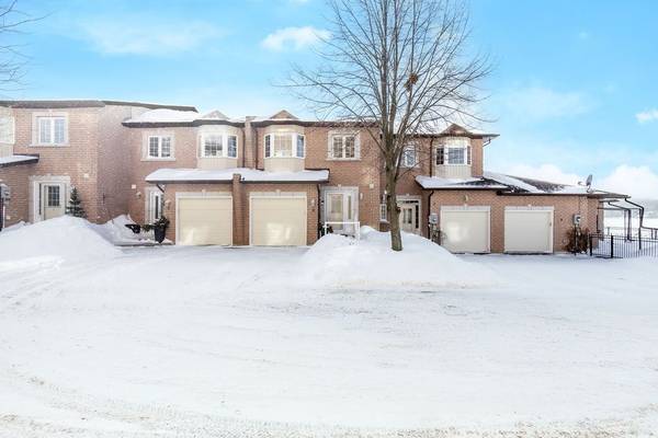 4 BECK BLVD #6, Penetanguishene, ON L9M 2H3