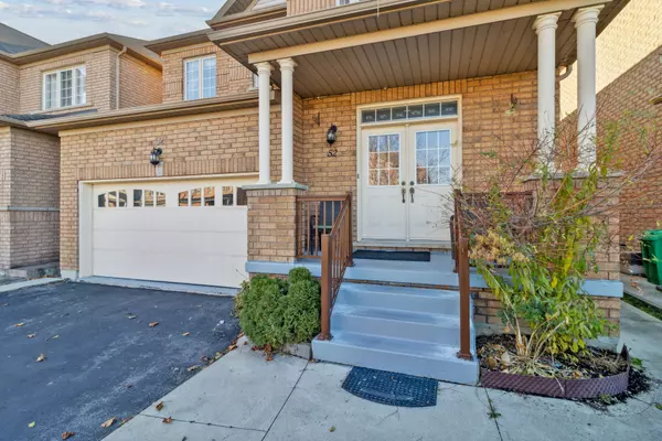 Brampton, ON L6R 0L2,52 Runnymede CRES