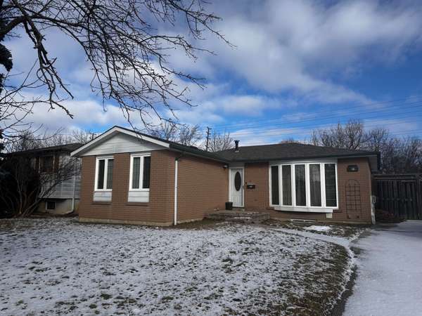 18 Fidelia CRES, Brampton, ON L6T 3P8