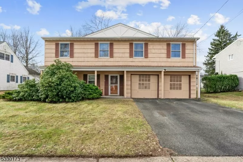 149 Clover Hill Dr, Mount Olive Twp., NJ 07836