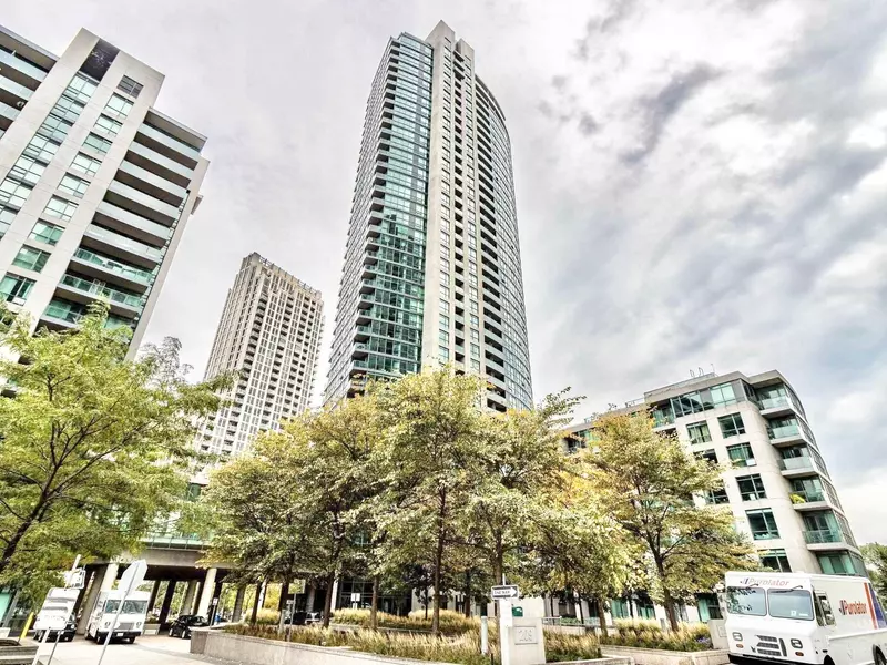 215 Fort York BLVD #809, Toronto C01, ON M5V 4A2