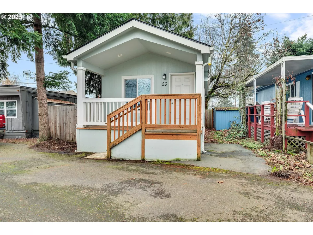 Clackamas, OR 97015,16551 SE 82ND DR #25