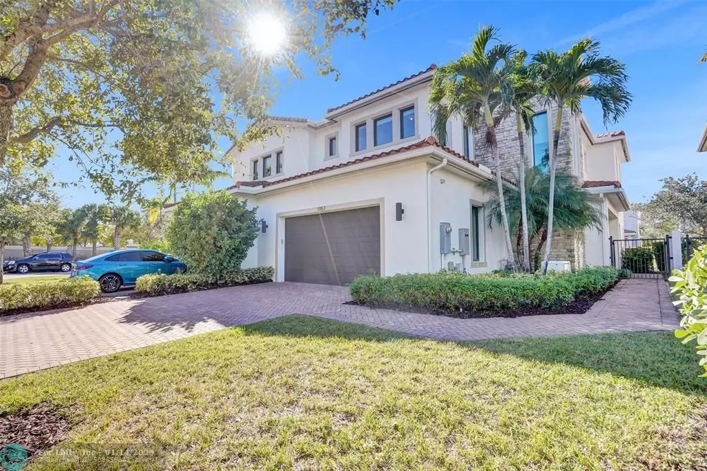 Hollywood, FL 33312,5957 Brookfield Cir