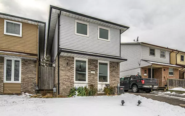 Oshawa, ON L1J 6N9,1384 Sharbot ST