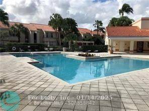 Pompano Beach, FL 33063,3400 Pinewalk Dr  #912