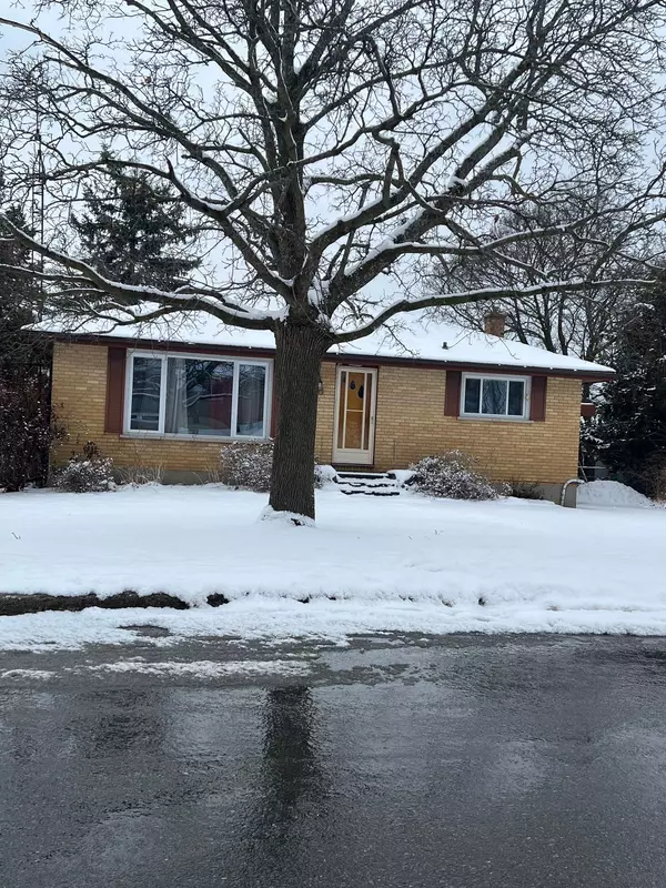 10 Patrick ST, Quinte West, ON K8V 4B3