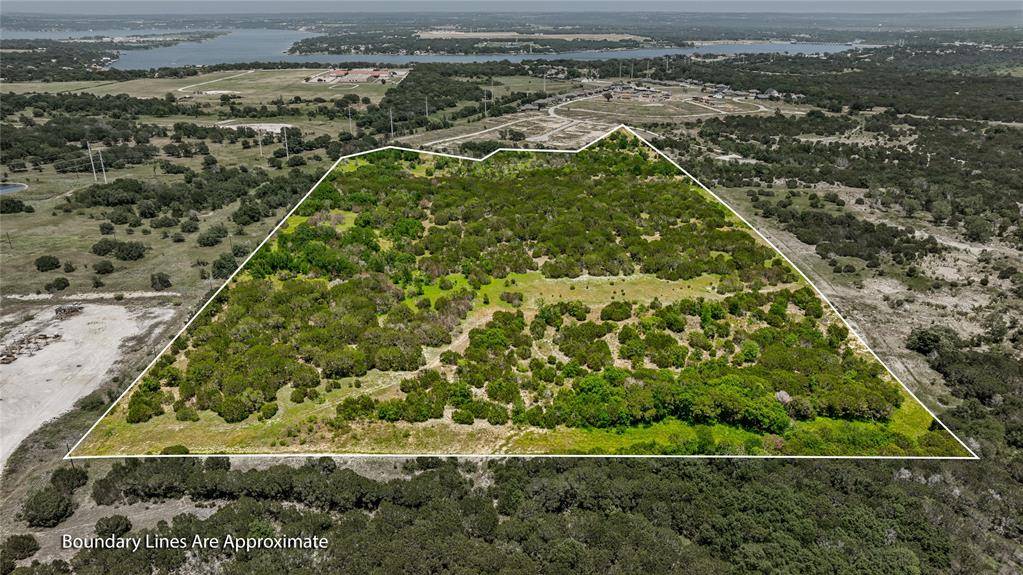 7408 Mistletoe Trail, Granbury, TX 76048