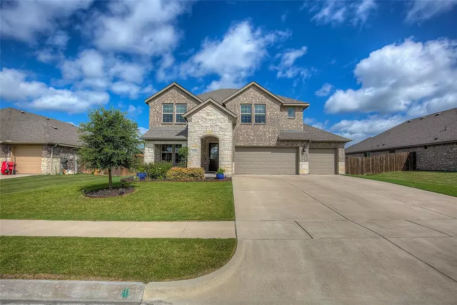 320 Monument Hill Drive, Forney, TX 75126