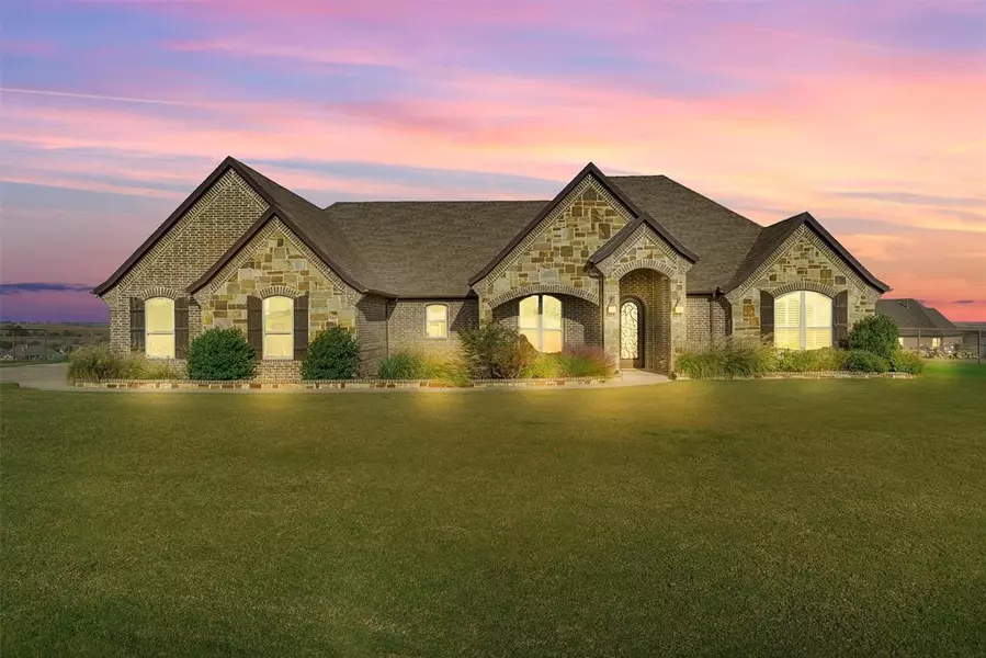 7300 Spring Ranch Court, Godley, TX 76044