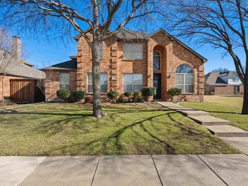 8224 Beartooth Drive, Frisco, TX 75036