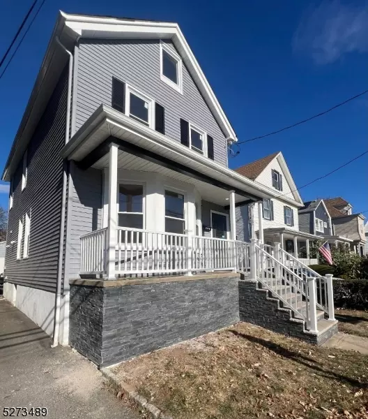 319 Vine St, Elizabeth City, NJ 07202