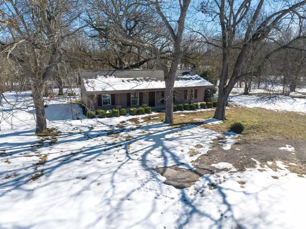 Whitewright, TX 75491,6078 E Line Road