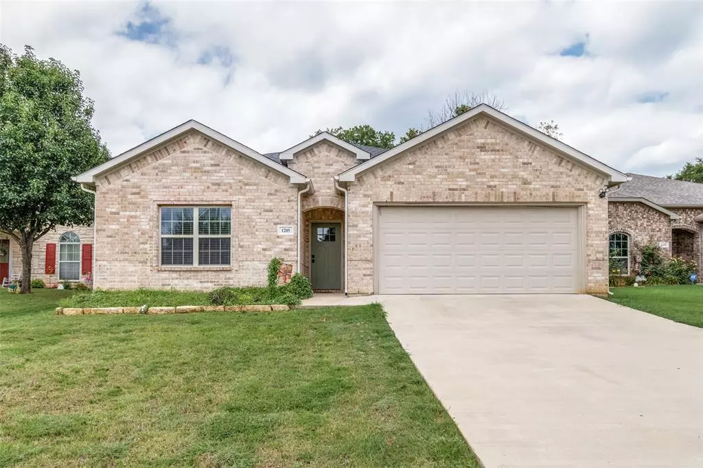 Denison, TX 75020,1205 Amsden Circle