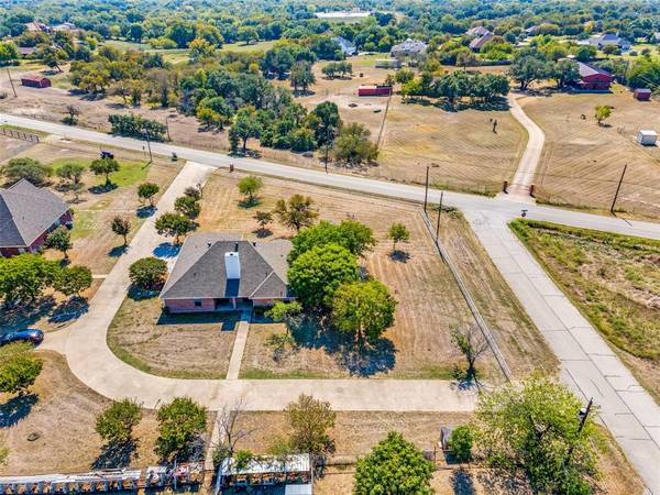 7848 Nine Mile Bridge Road, Fort Worth, TX 76135