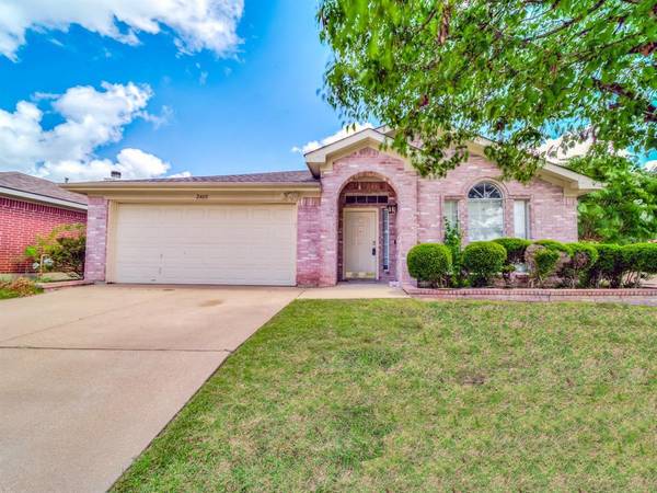 2400 Nogales Drive, Fort Worth, TX 76108