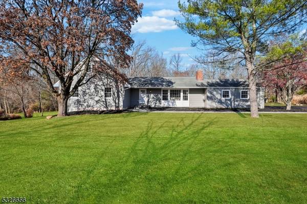 955 Ardsley Ln, Bridgewater Twp., NJ 08807