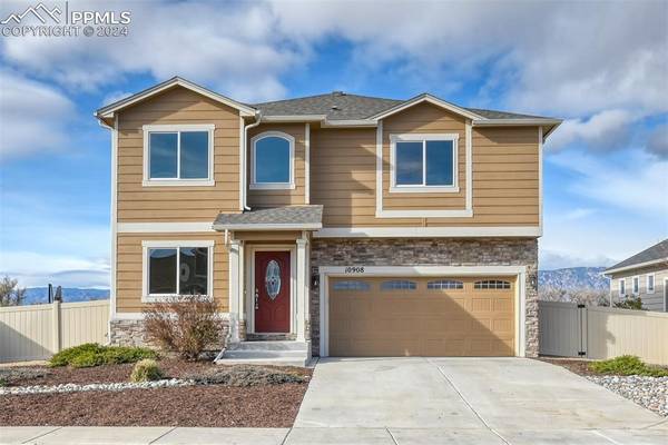 10908 Hidden Prairie Pkwy, Fountain, CO 80817