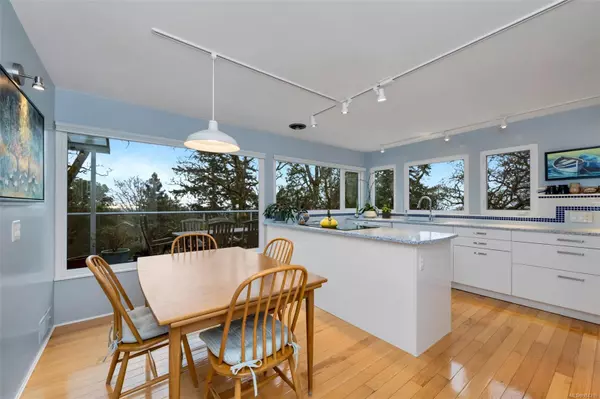 Saanich, BC V8P 4V3,3520 Lorraine Rd