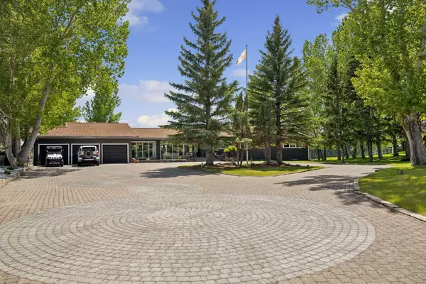 Calgary, AB T2W 3A8,13036 Canso PL Southwest