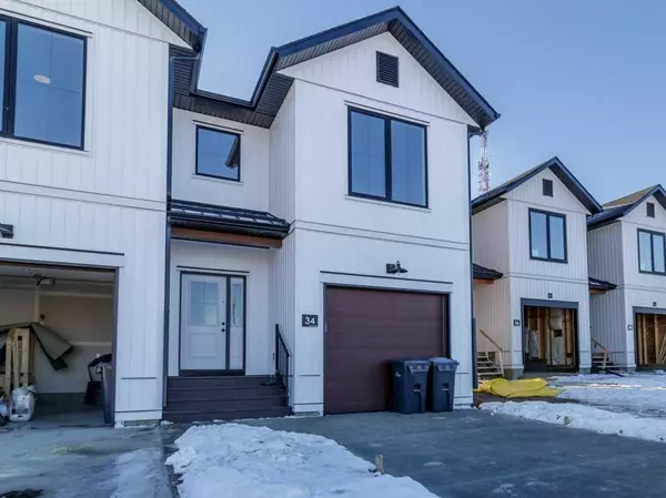 34 Concord Rise, Sylvan Lake, AB T4S 0N6