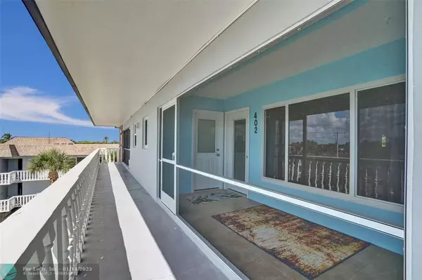 Pompano Beach, FL 33060,1965 SE 5th Ct  #402