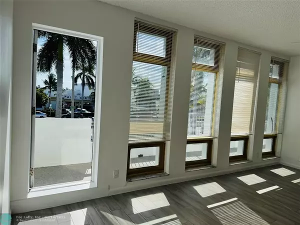 Lauderdale By The Sea, FL 33308,229 Commercial Blvd  #3