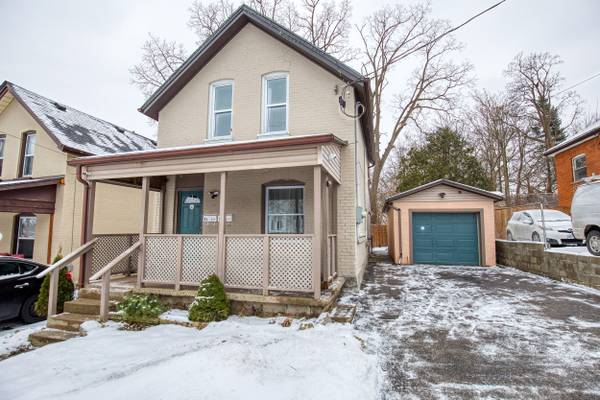 8 Park AVE, Brantford, ON N3S 5H1