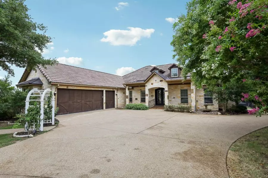 6305 Carnegie Court, Cleburne, TX 76033