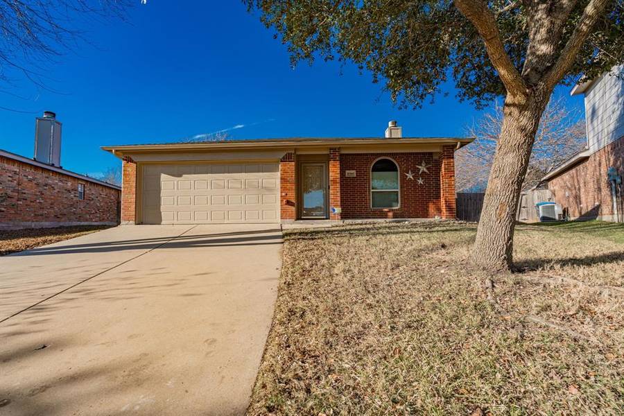 10366 Ector Drive, Fort Worth, TX 76108