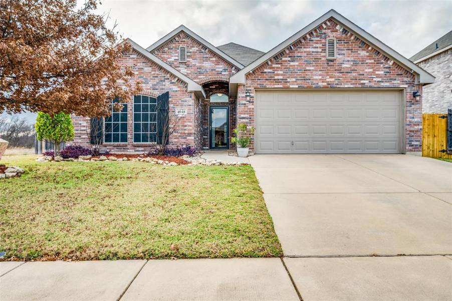 4048 Winter Springs Drive, Fort Worth, TX 76123