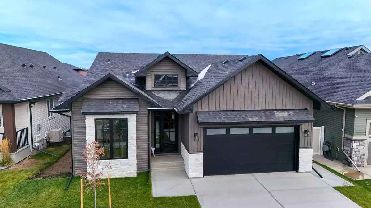 Red Deer, AB T4R 3P5,60 Larratt Close