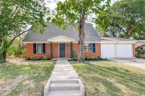 4470 Burke Road, Fort Worth, TX 76119