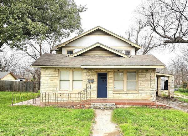 1713 Durham Avenue, Brownwood, TX 76801