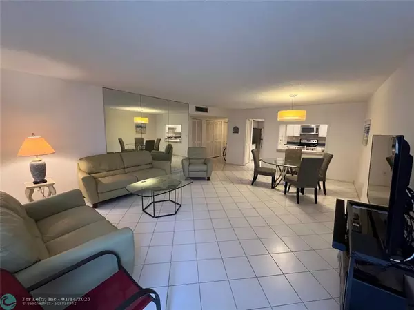 Hollywood, FL 33019,1501 S Ocean Dr  #202