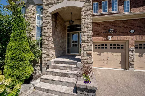 Innisfil, ON L0L 1L0,51 Cloverhill CRES