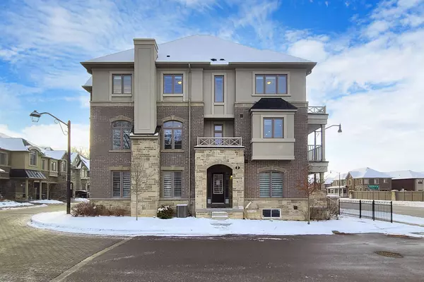 2 Summerbeam WAY, Brampton, ON L6Y 6H3