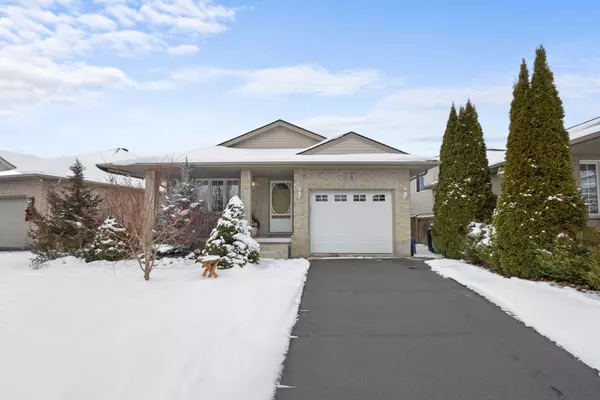 8 Linden LN, St. Thomas, ON N5P 4M4