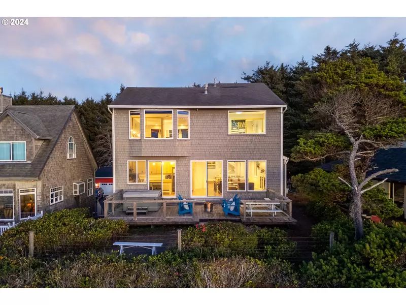 1825 SW COAST AVE, Lincoln City, OR 97367