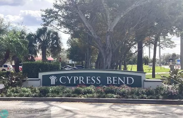 Pompano Beach, FL 33069,2216 N Cypress Bend Dr  #304