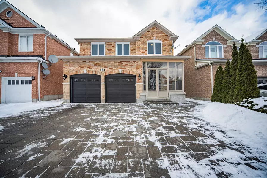 15 Pagoda DR, Richmond Hill, ON L4E 4N4