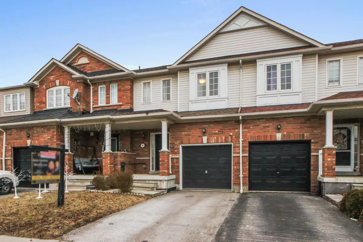 Whitby, ON L1P 1T9,83 Presley CRES