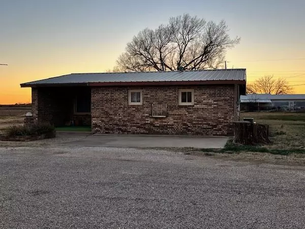 Roby, TX 79543,511 S Lyon Street