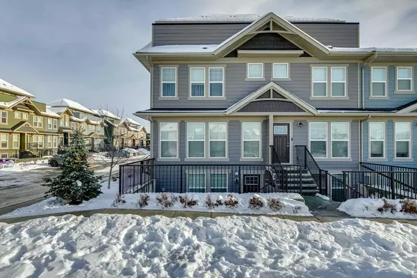 426 Cranbrook SQ Southeast, Calgary, AB T3M 3K8