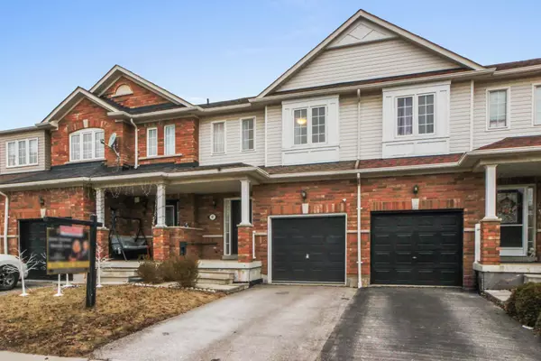 83 Presley CRES, Whitby, ON L1P 1T9