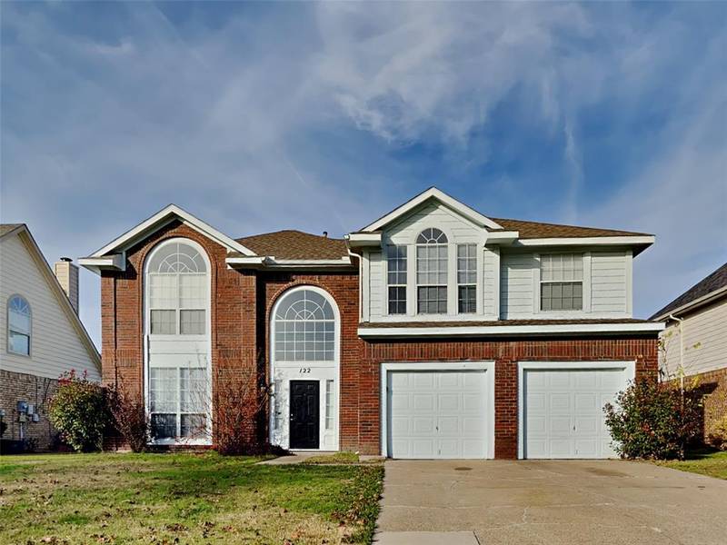 122 Starbridge Lane, Grand Prairie, TX 75052