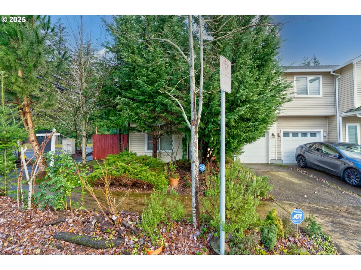 Portland, OR 97230,426 NE 141ST PL