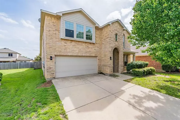 1105 April Springs Drive,  Fort Worth,  TX 76134