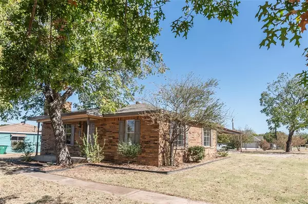 Nocona, TX 76255,1226 Clay Street